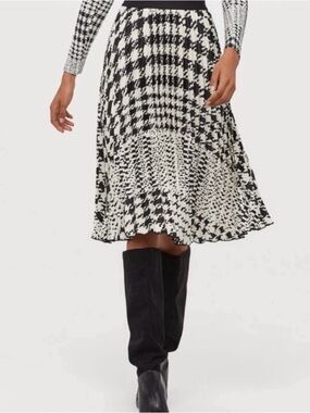 H&M x Richard Allen Black & White Houndstooth Pleated Midi Skirt